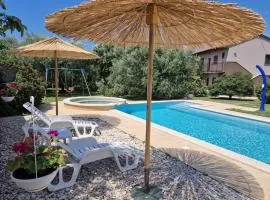 Sabi Relax Zone - Pool & Jacuzzi