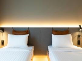 Moxy Hamburg - Finkenwerder