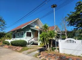 สองขุนเขาพูลวิลล่า