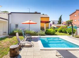 Villa Ziziphus, hotel v destinaci Premantura