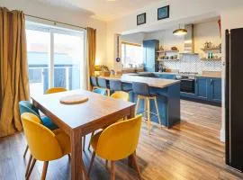 Host & Stay - By The Sea