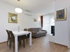 Apartment Luce