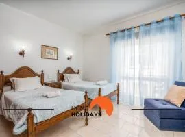 #258 Travessa do Mar F by Home Holidays