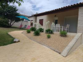 gîte le Mistralou, ξενοδοχείο σε Saint-Montan