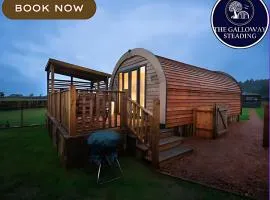 The Galloway Steading - The Herons Nest, secure garden and with Hot Tub and Fire Pit