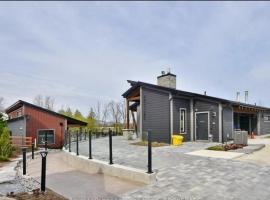 3 Bdrm Blue Mountain Condo, hotel di Collingwood