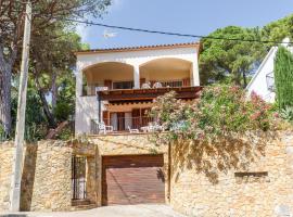 ISERN DALT 3H, hotel a Pals