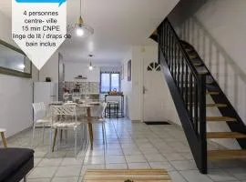 Duplex Gite Sebari centre ville parking proche CNPE