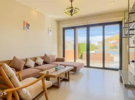 Ollystays Tawila 3BR Townhouse Shared Pool