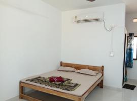 Annapurna beach resort, hotel v destinaci Malvan