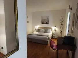 Palazzo Cusani Charming Rooms