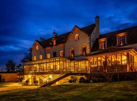 Domaine de Rymska & Spa - Relais & Ch&acirc;teaux, hotel with pools in Saint-Jean-de-Tr&eacute;zy