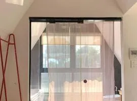 Kayla Homestay - Bungalow Rose Đôi