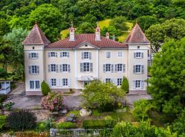 Château de Chaulnes, hotel v destinaci Noyarey