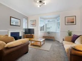 NEW! 3BR in Haughton Road