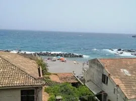 Casa 2 Sole - Mare - Montagna - con Terrazza e una vista suggestiva