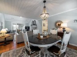 546 Tarpon Pond Cottage