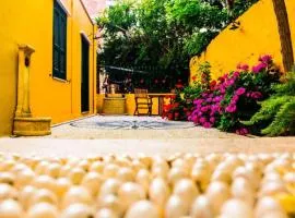 Maison Masse - Holiday Home with private courtyard