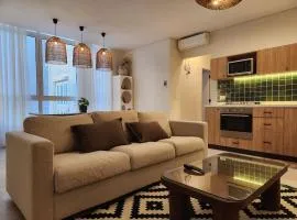 Amazonia Tropical Elegance in Gemayze