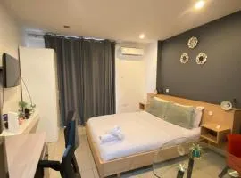 Serene stay at The Gallery - Studio Apartment