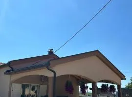 Kuća za odmor ''ANA''