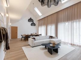 Picturesque Villa RestArt by Reside Baltic, casa de campo em Nemenčinė