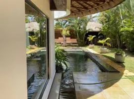 Luxury villa with swimming pool