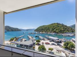 Astonishing Views Superb Waterfront Apartment