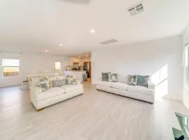 7 Mi to Alamo Ranch Mall Home with Large Yard!