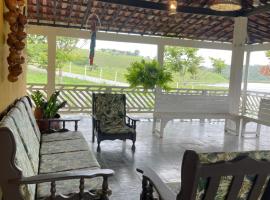 Casa do Lago Sairé, hotel a Sairé