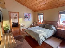 Entre Pierre et Bois - B&B - Couette et Café, hotel di Lac-Superieur