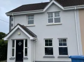 50 Lampton Court