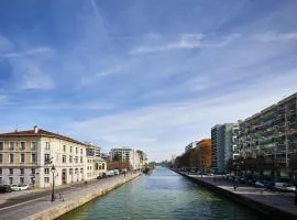 Studio in Paris front of Canal Saint-Martin
