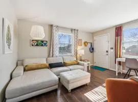 Avalon close to downtown and park free