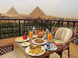 Pyramids Crypt Hotel, hotel v Kairu