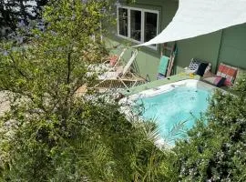 Apartment w hot tub forest & ocean view