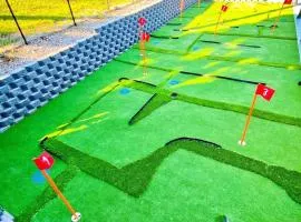 Mini Golf Getaway