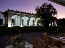 Hacienda Dolores Ñadó, Aculco, Hotel in Los González