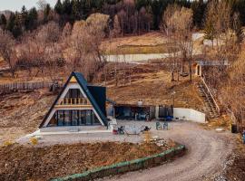 Sunrise View Chalet, chal&eacute; alpino em Trăisteni
