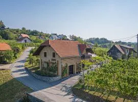 Vineyard Cottage Brodaric - Happy Rentals