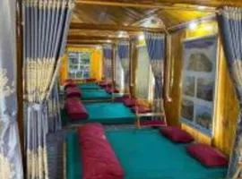 URA URA HOMESTAY - Venuestay