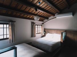 洛津做夢-鹿港包棟民宿 Lok-tin Choe-bang House, hotel v destinaci Lukang