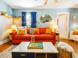 Opulence On Oak Street