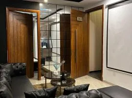 Cineplex Lodges Executive 2