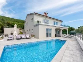 Villa Bella Vista for 8 people with sea view, heated pool & wellness - only 1,5 km from beach