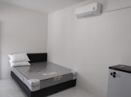 room 6 still available for MotoGP, hotel i Buri Ram