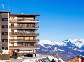 Apartment Les Arolles A1 by Interhome