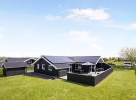 Holiday Home Delko - 650m from the sea by Interhome