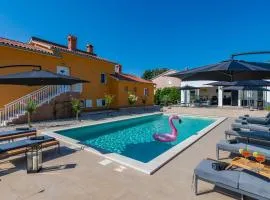 Villa Noa's Pool House, a modern and luxurious villa near the sea