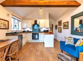 Finest Retreats - South Downs Lodge
